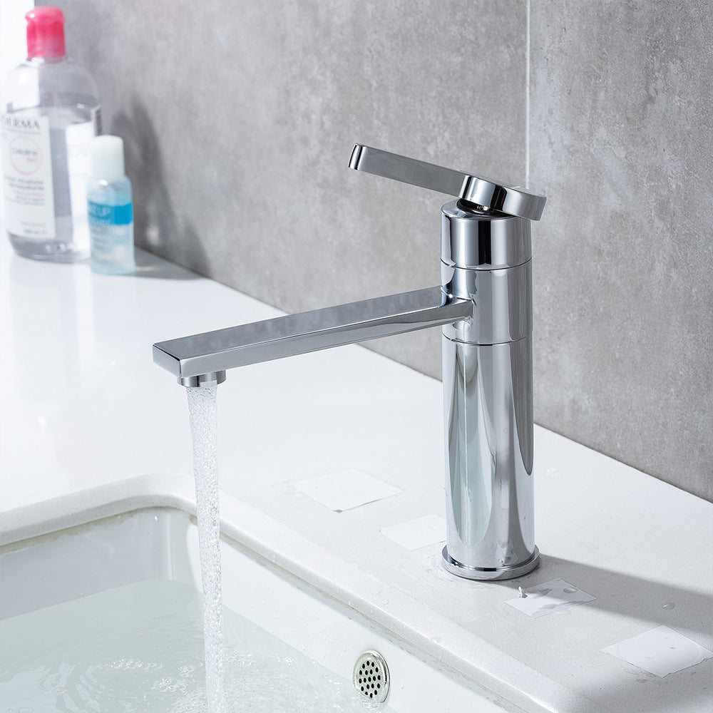 Brass Single-Handle Bathroom Sink Faucet - Polished Chrome