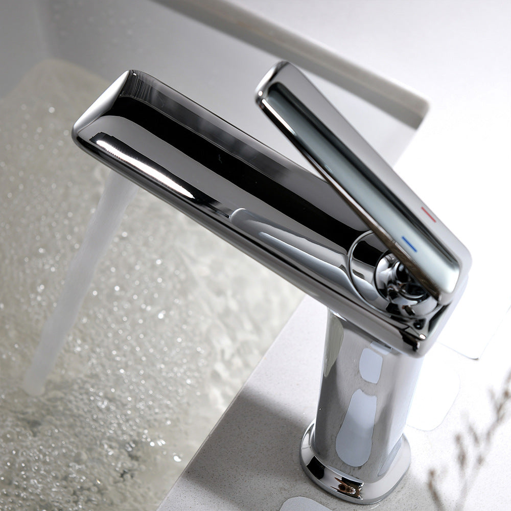 Modern Cold and Hot Single Handle Built-In Switch Bathroom Faucet