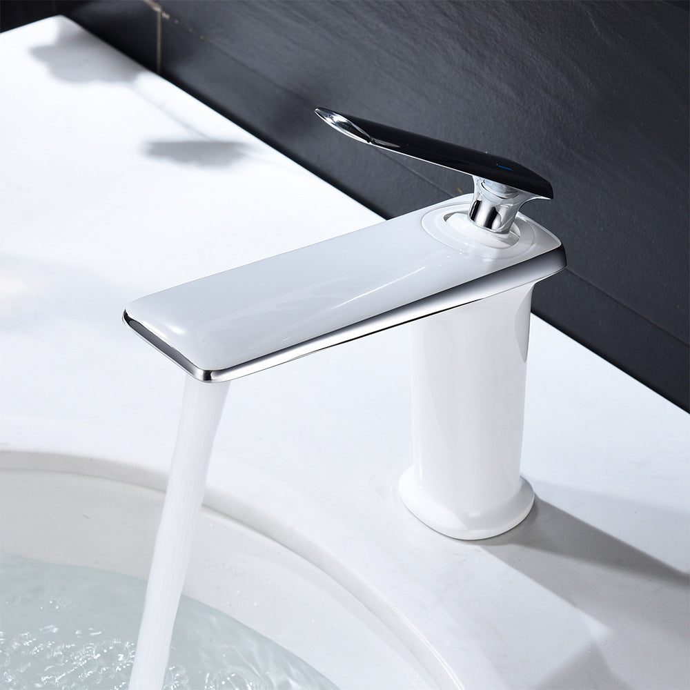 Modern Cold and Hot Single Handle Built-In Switch Bathroom Faucet